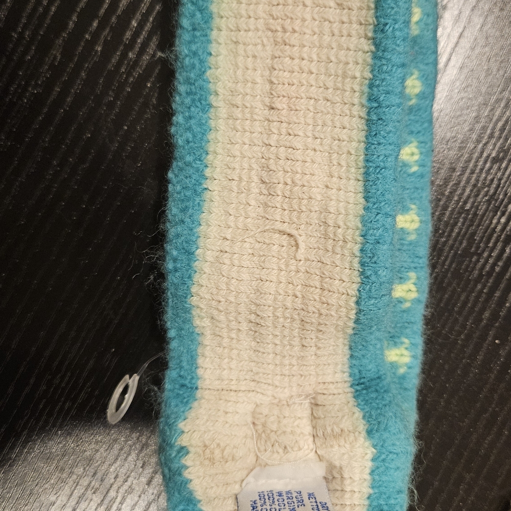 Colorful Knit Patterned Scarf - Picture 4 of 4